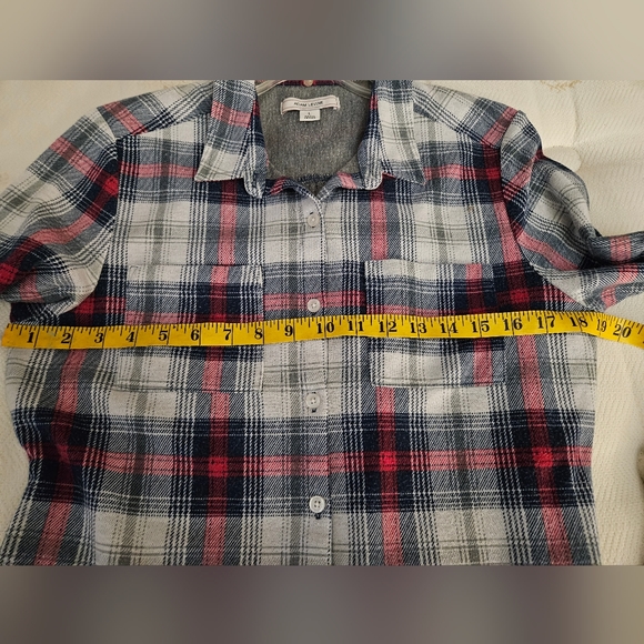 Adam Levine women's plaid button-down shirt. Size large. - Picture 4 of 8